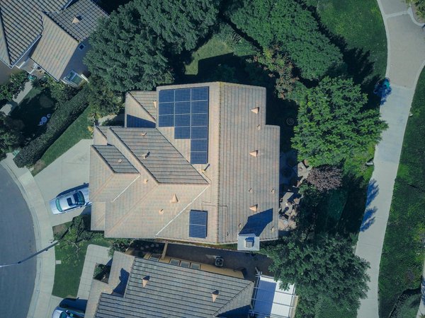 Transformez votre maison avec des panneaux solaires photovoltaïques